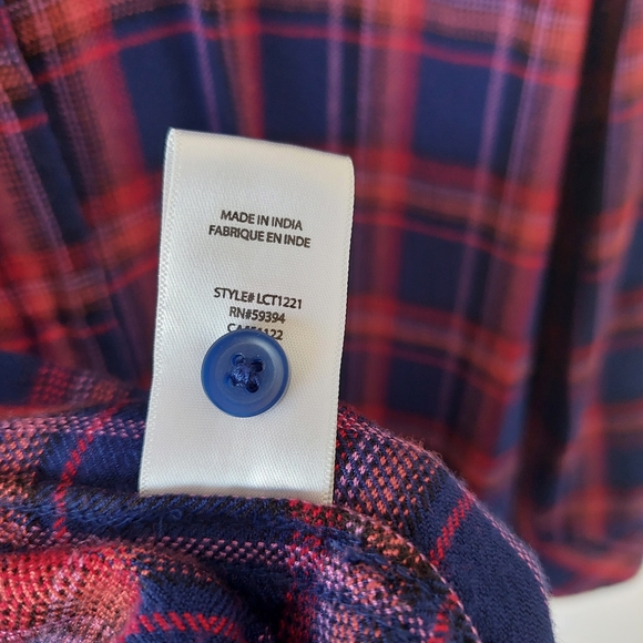 Beach Lunch Lounge Plaid Flannel Button Front Shirt, M - Picture 9 of 9